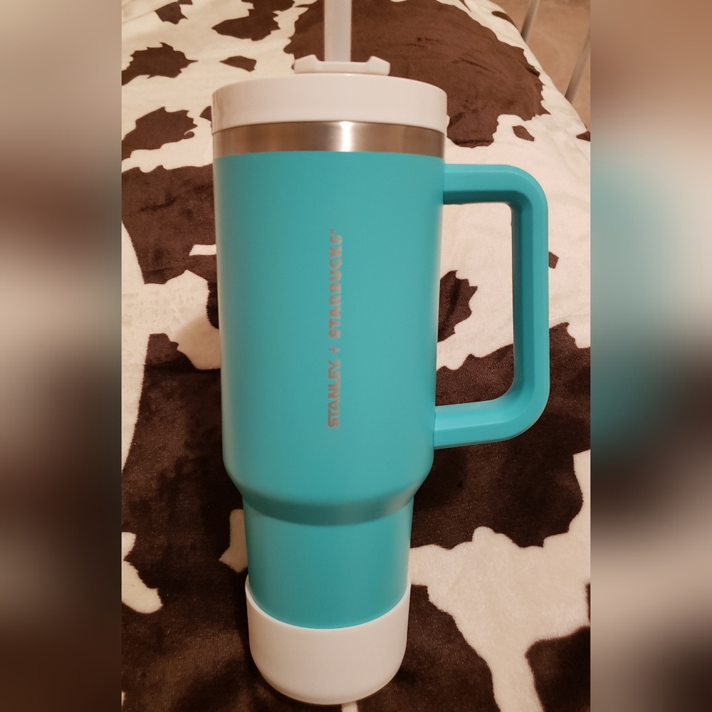 Stanley X Starbucks 40oz Tiffany Philippines Tumbler With White Boot
